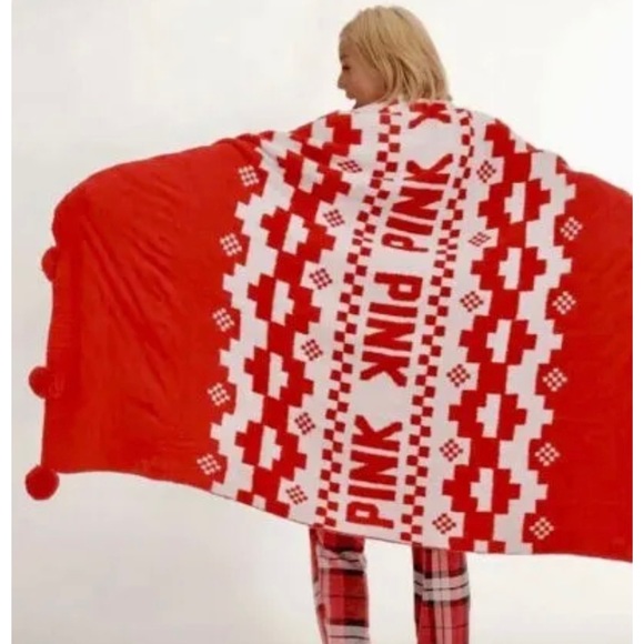 PINK Victoria's Secret Other - NWT Victoria's Secret (PINK) Pom Pom Marshmallow Blanket
